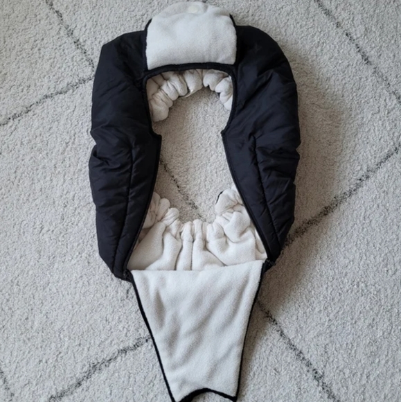 Baby cover seat for winter! - Picture 4 of 5